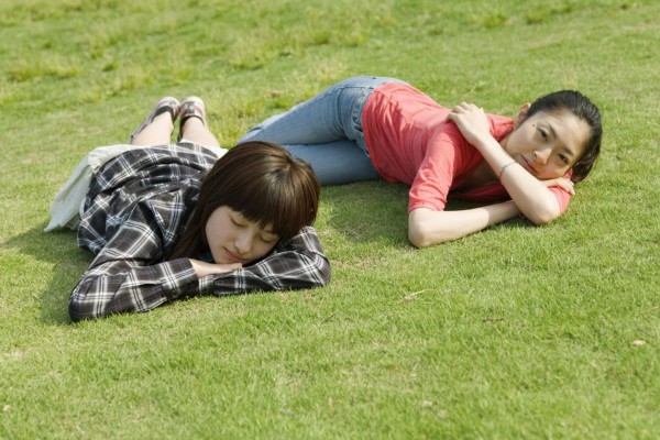 走进杭州夜色巷弄，感受古都的韵味时光